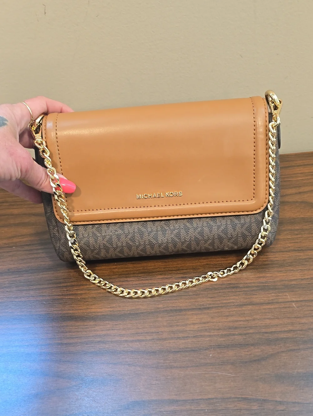 MICHAEL KORS Tan and Brown Logo-Print Chain Crossbody Bag - Picture 1 of 9